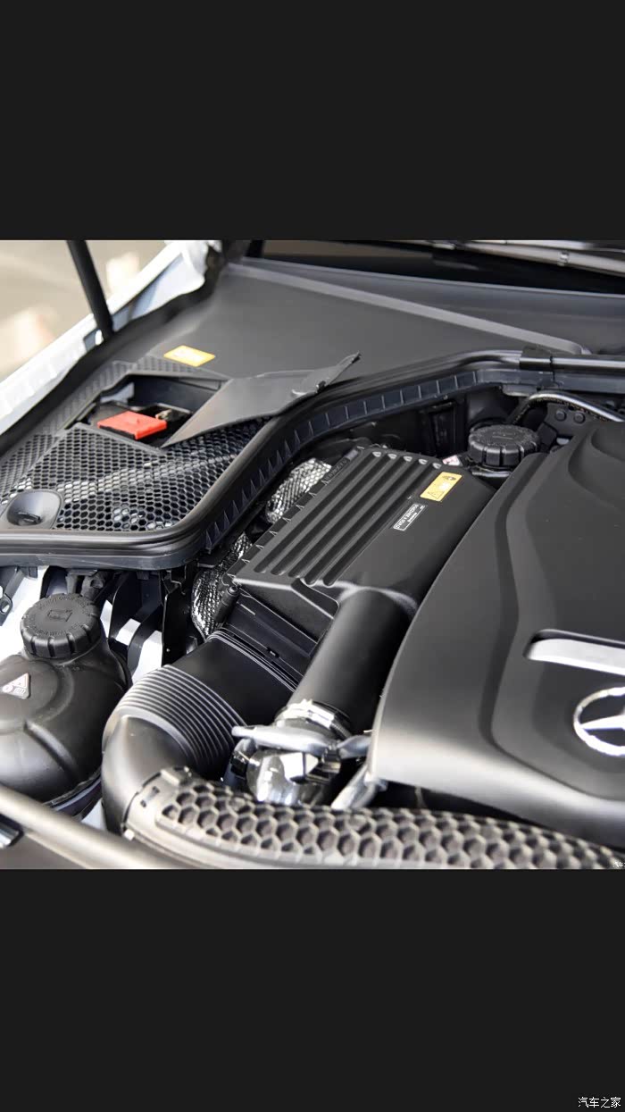 中冷冷却液加注口不见了,在空滤盒后面的,去哪了啊_奔驰c级论坛_汽车