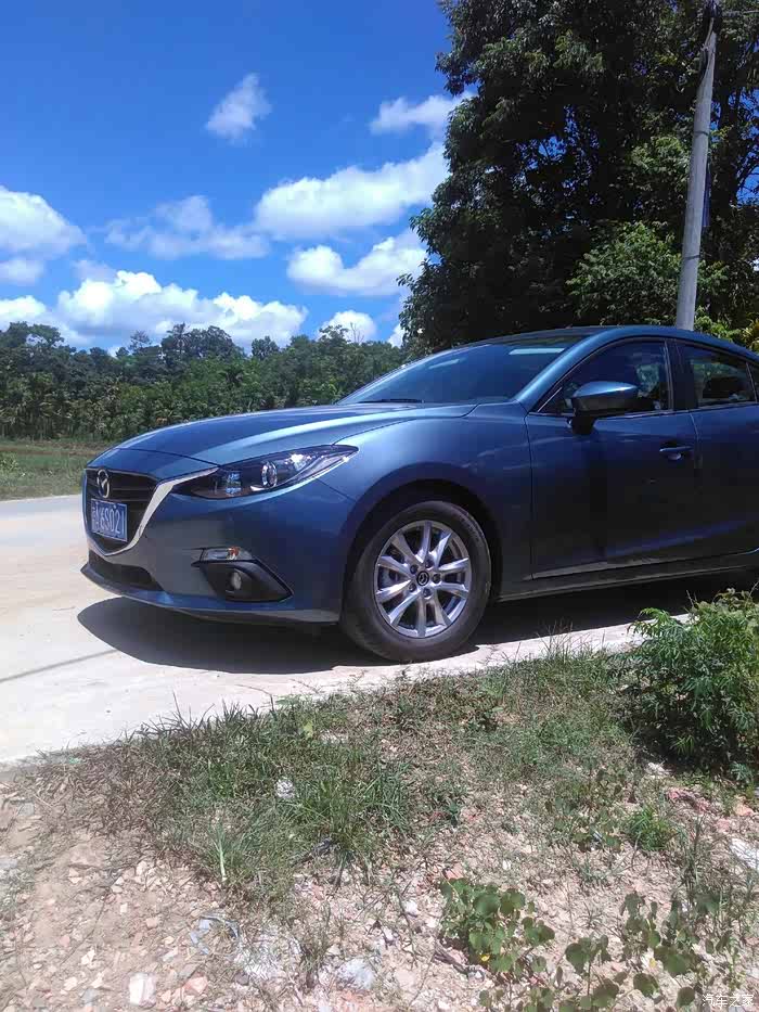 有没有人买星际蓝的昂克赛拉?