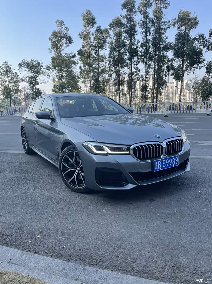 来晒晒我这漂亮的2021款宝马530i