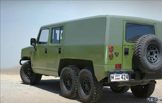 大家快看6x6的北汽勇士