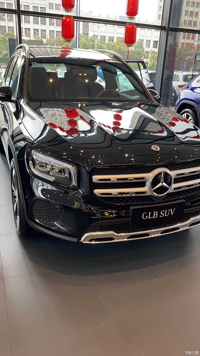 爱车我来拍奔驰glb200时尚提车作业及加装