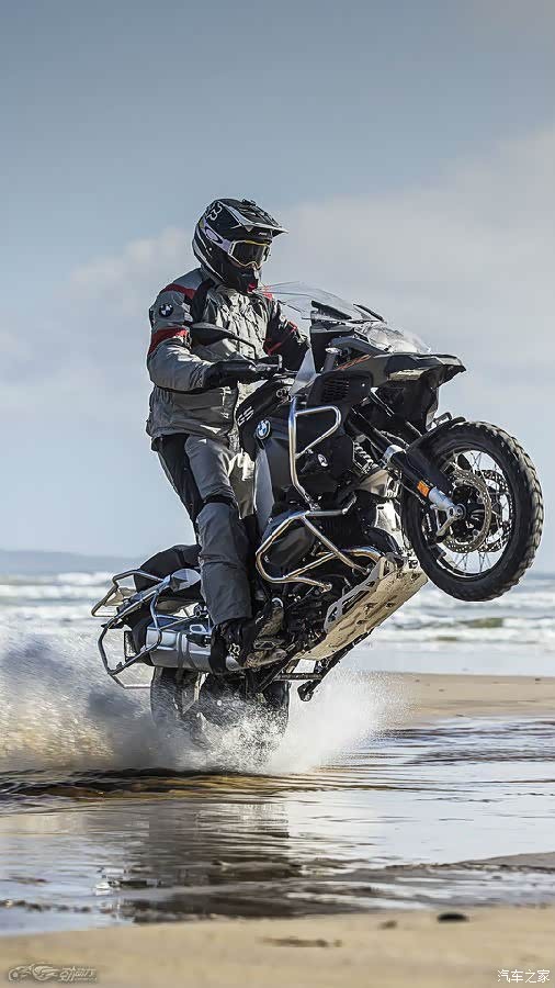 新一期壁纸是大热的宝马r1200gs系列鸟迷们不可错过哦