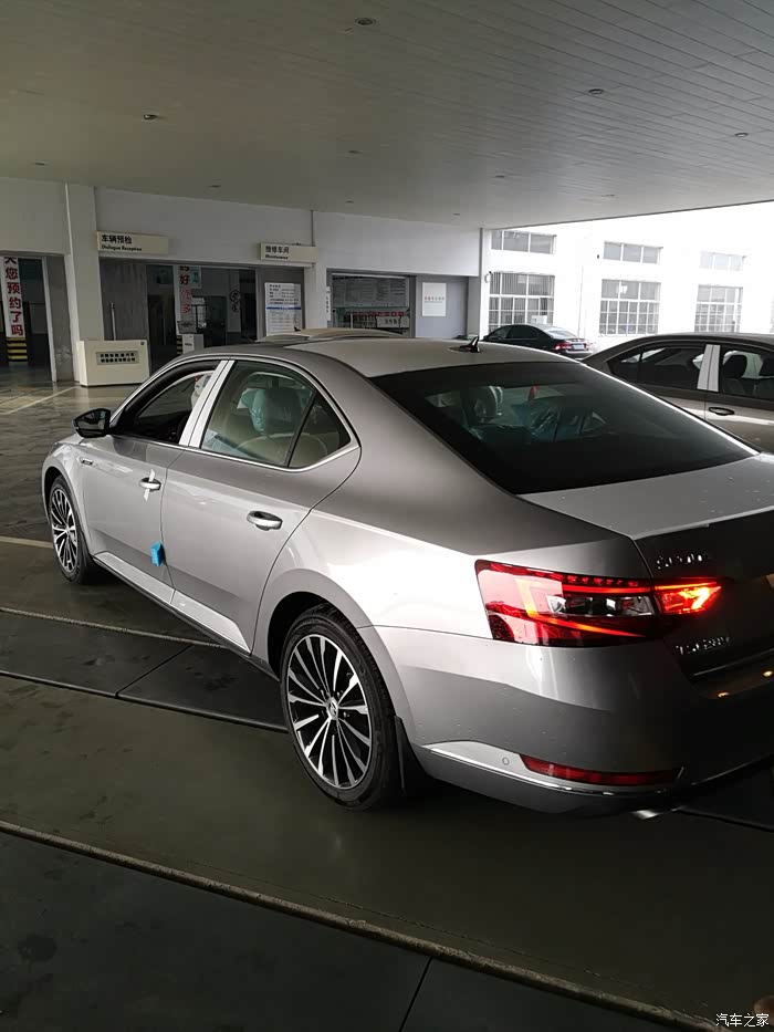 提车作业2017速派圣象灰14t冠军版申精