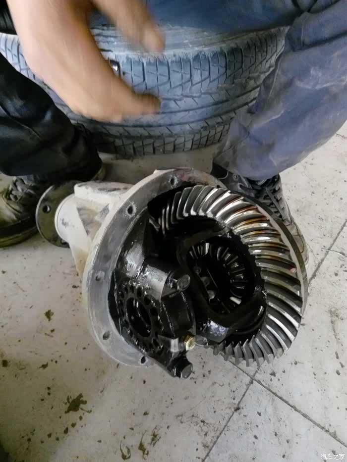 各位车友有没有自己加后桥差速锁的