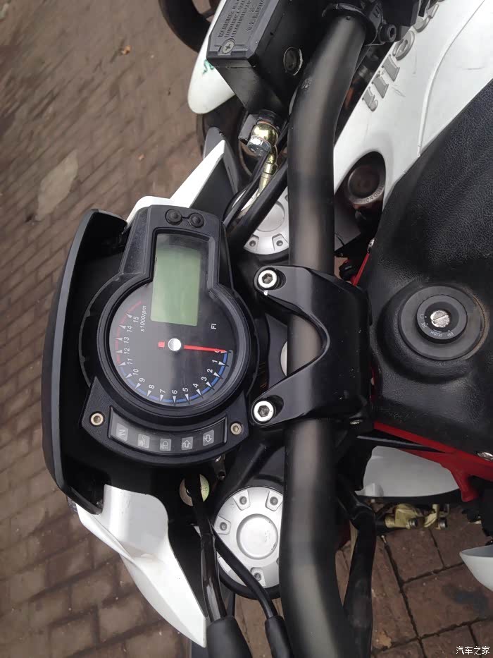 几张图教你0元降低黄龙600车头