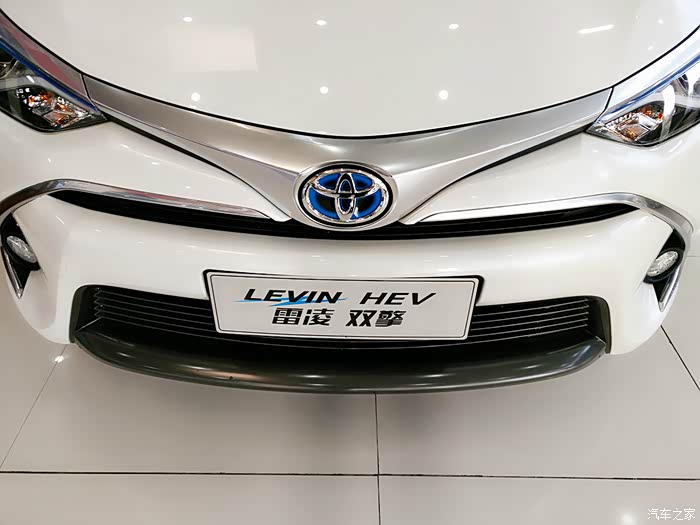 雷凌双擎在实体店了