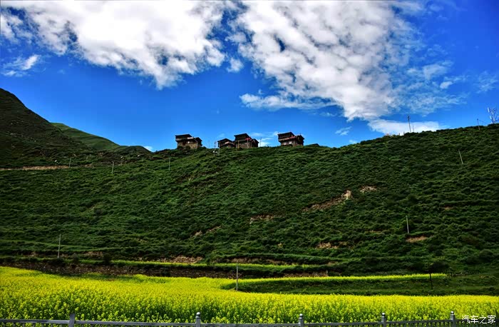 单人单车游走大渡河上游源头