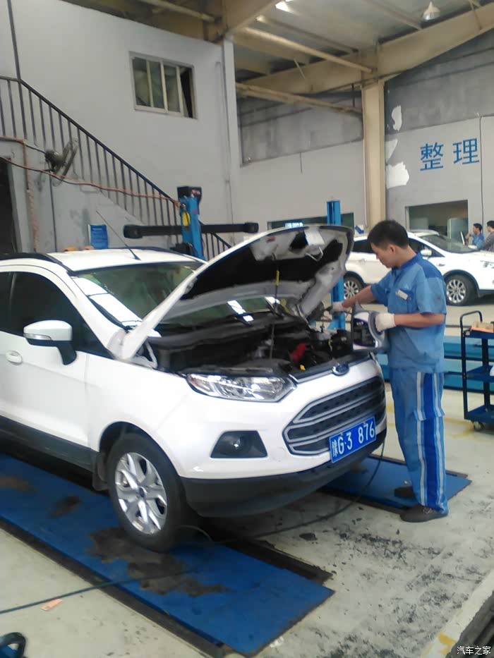4s店对博的保养是必不可少的.