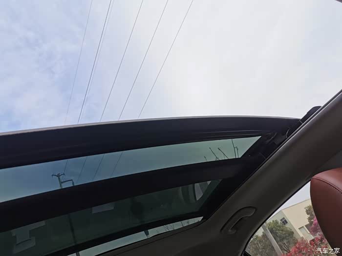 名图老车主顺道试个新名图