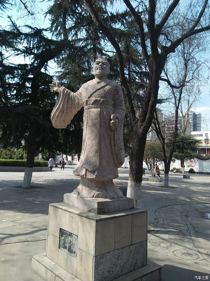 焦作博越车友会满园春色关不住之雕塑公园求精