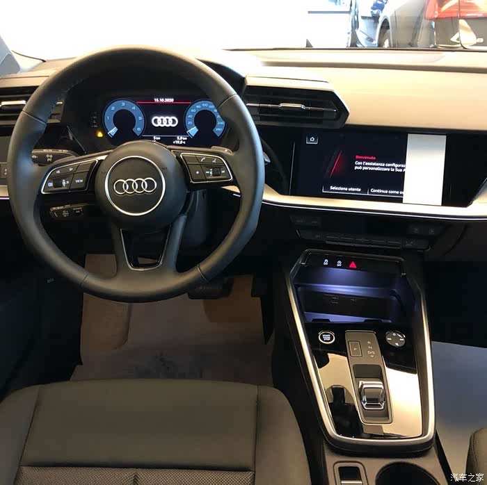 这个内饰小挡把,他们说得用这个兰花指手势操作_奥迪a3论坛_汽车之家