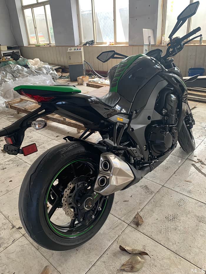 17年川崎z1000大蟒蛇