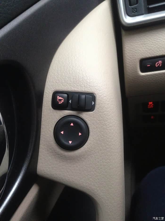 求问按键灯的问题