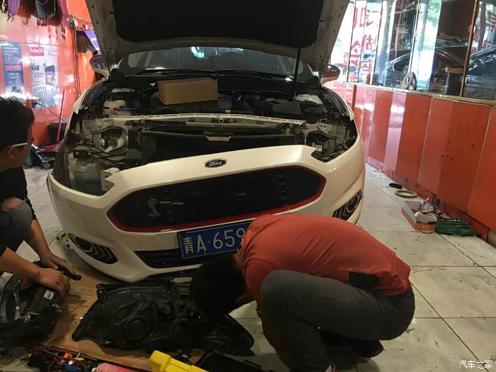 蒙丢丢升级野马大灯总成