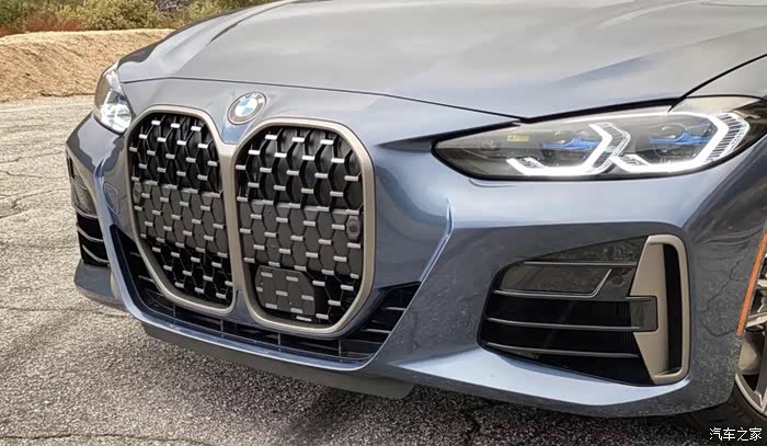 有觉得海外21款的440的灰金色套件很好看呀_宝马4系论坛_汽车之家论坛