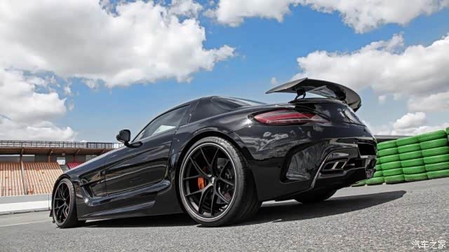 奔驰sls amg 暴力改装,炫酷十足.