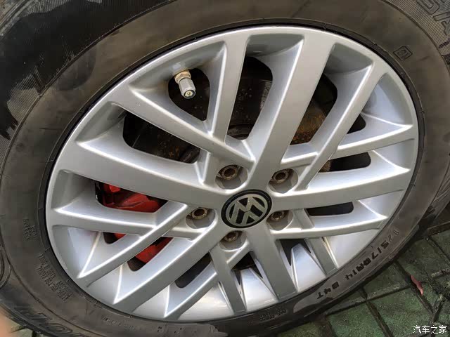 收个原厂14寸铝合金轮毂桑塔纳的