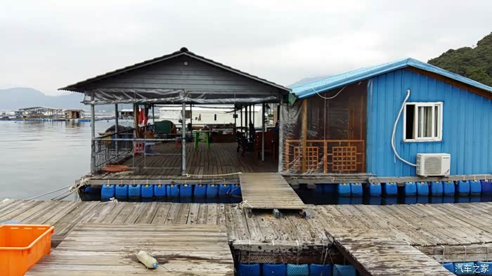 深圳南澳东山码头鱼排吃海鲜