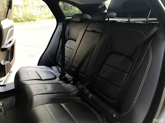 惜別macan,入手f-pace2.0t運動版,提車作業