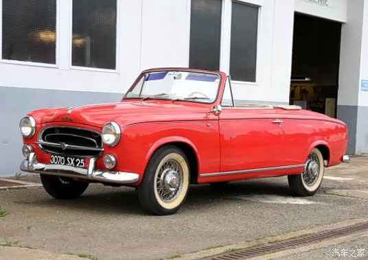 那个年代的标致车标致403