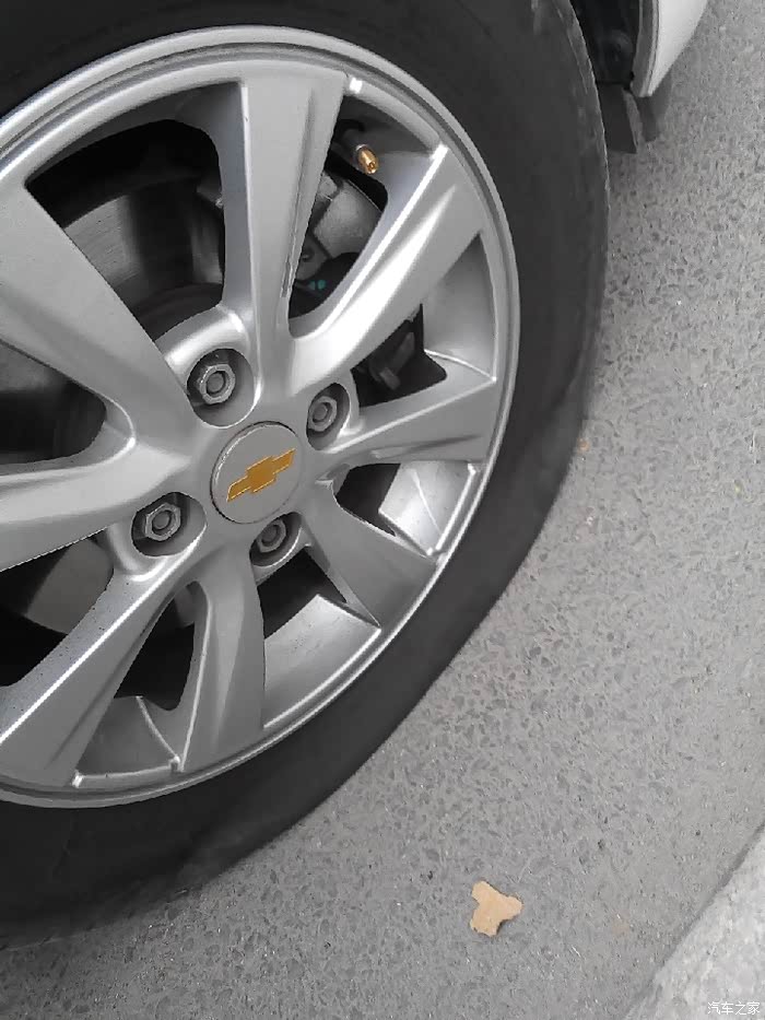 轮胎瘪了,没有有隐患吗