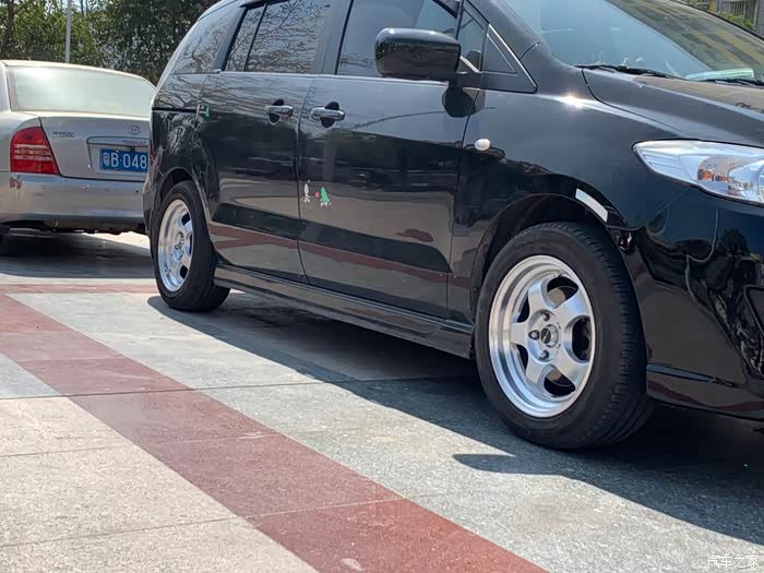 【图】新轮毂,装车效果…_马自达5论坛_汽车之家论坛