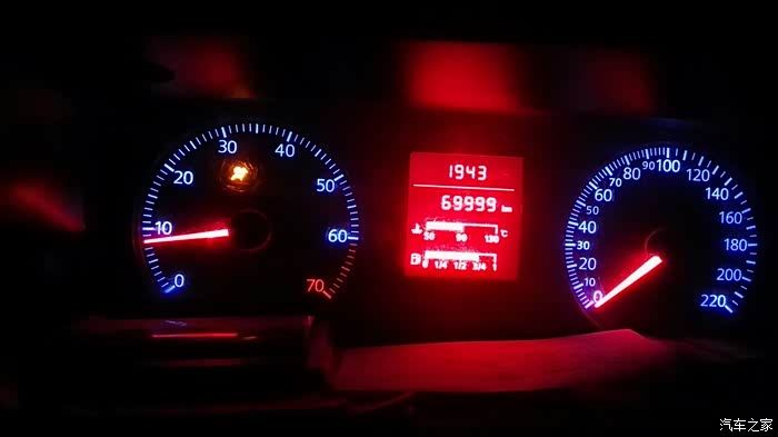 求11款老捷达6万公里里程表照片一张