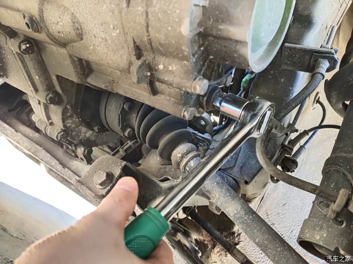 09年捷达伙伴换变速箱油