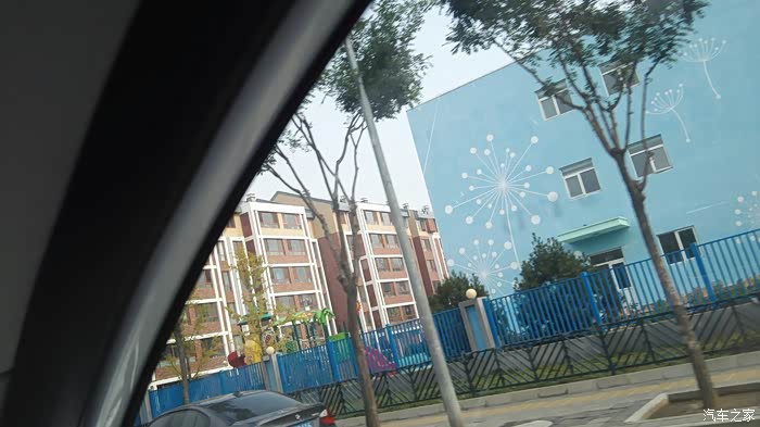 开着我的RX5香山一日游