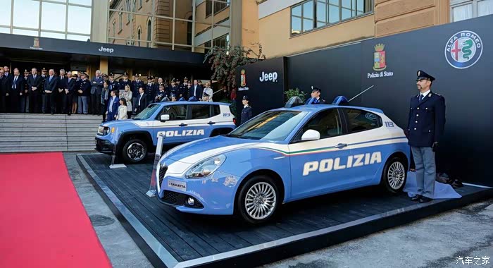 【自由侠警车萌萌嗒】意大利警队新成员高调亮相,有小侠!