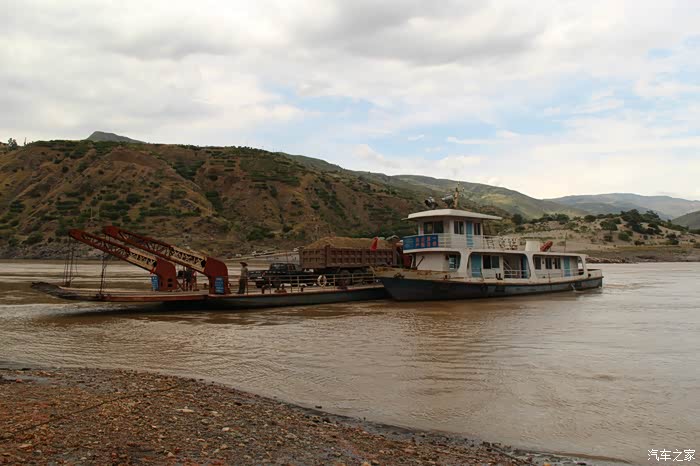 到龙街渡畅游金沙江