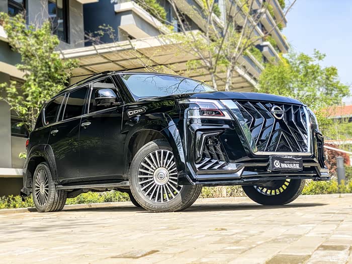 途乐黑鹰包围来了老款新款均可升级