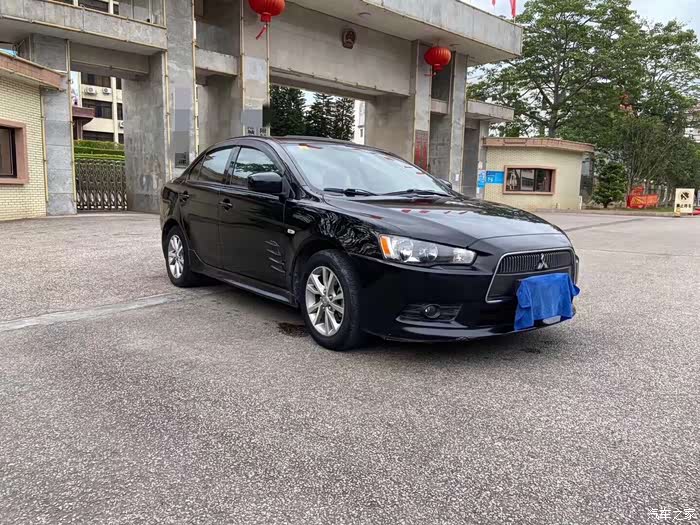 三菱翼神黑骑士化真是高大上呀