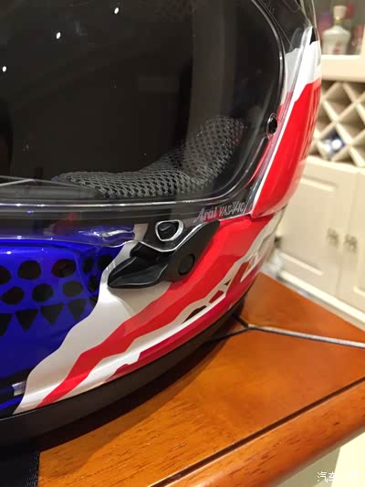 Shoei X12和Arai RX-7X的对比(多图)
