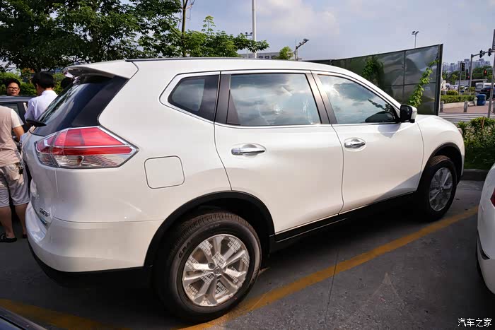 奇骏提车作业象牙白全面分享