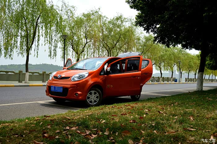 小奔特写支持四川论坛