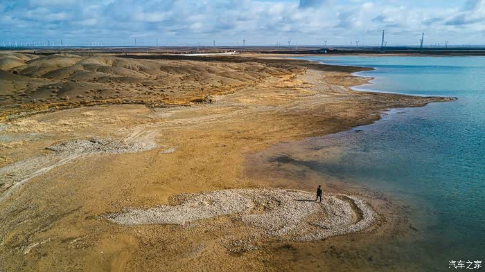 双塔湖|13:00|f/2.2 1/4000 iso100