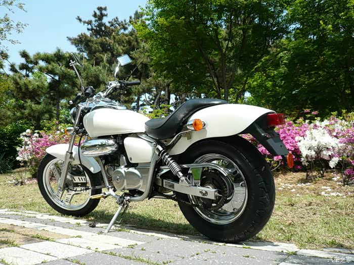 我来韩国的第一台摩托车马格纳50