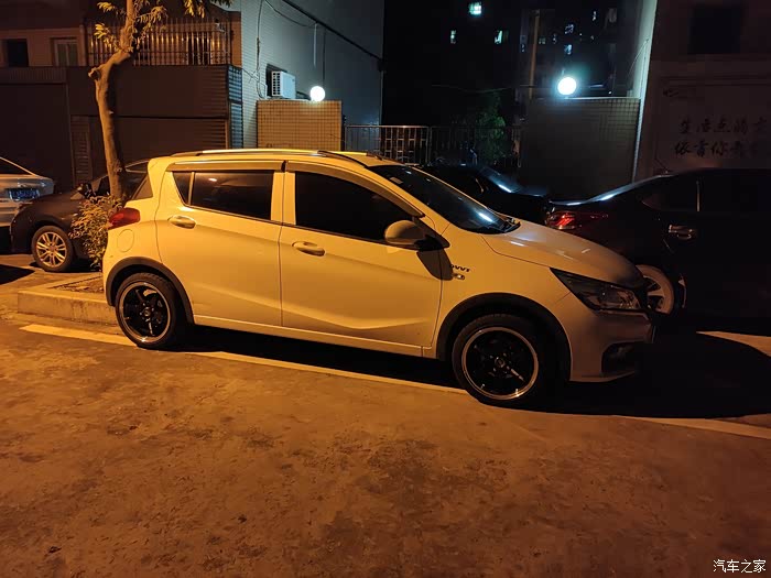 转让宝骏310改装轮毂轮胎