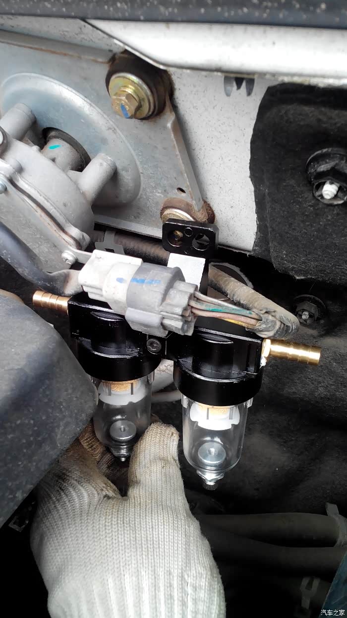 加装机油透气壶