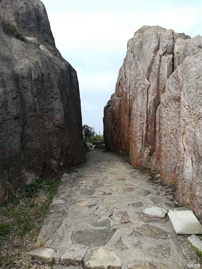 忙里偷闲自驾登顶粤东大南山最高峰---摩天石