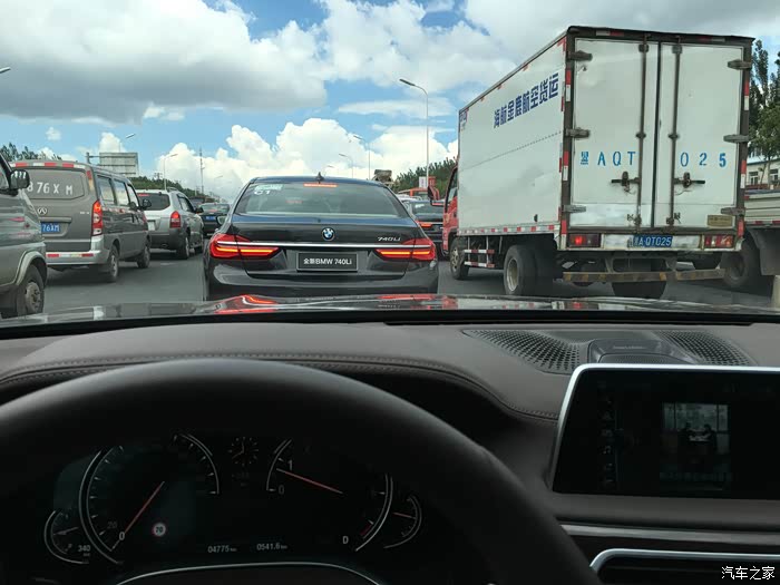 ok,王岗这又开始堵车了!