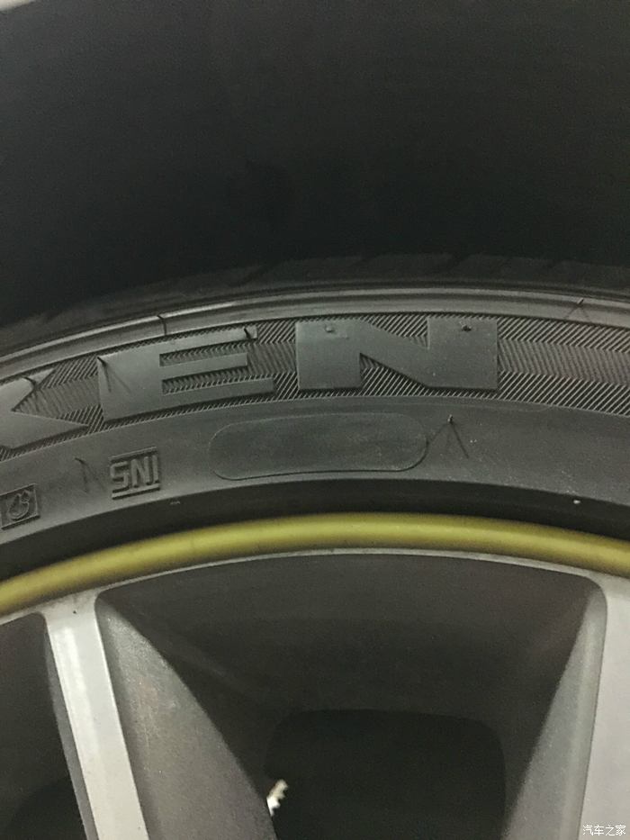 新车的轮胎生产日期被4s店磨掉了有几种可能能索赔吗