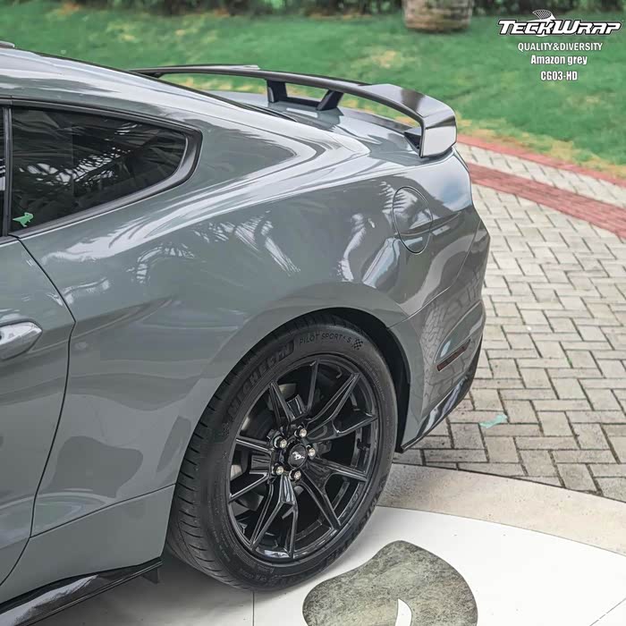 野马自从贴了秃鹰的水泥灰改色膜异性缘高了不是一点点