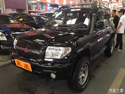 三菱帕杰罗io和猎豹飞腾