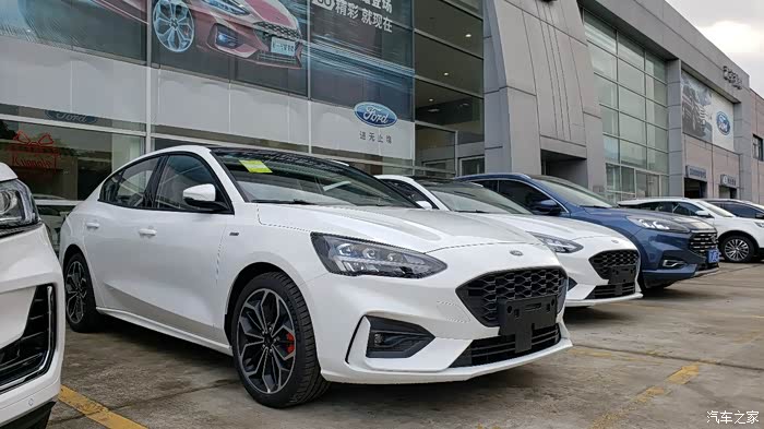 【图】21款三厢白色stl,人生第一台车_福克斯论坛_汽车之家论坛