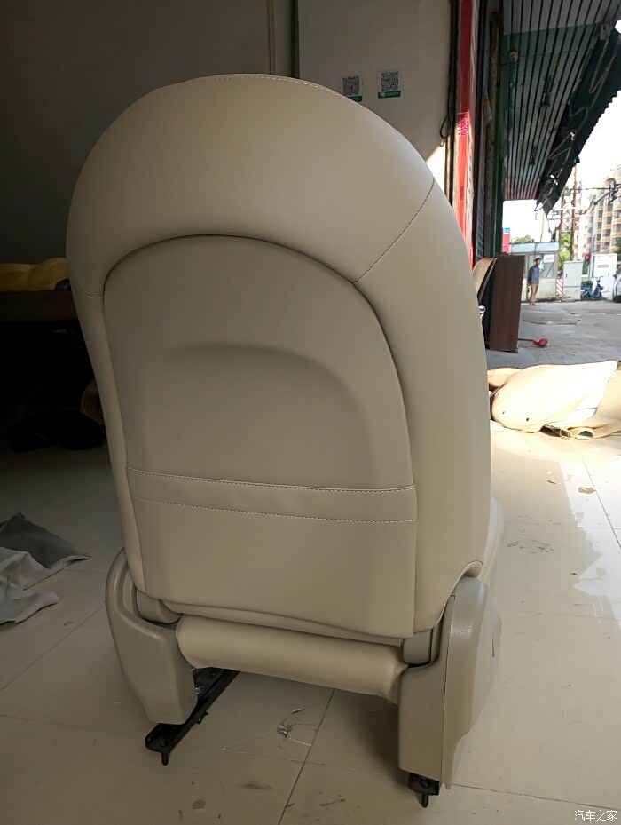两年经典轩逸座椅换皮