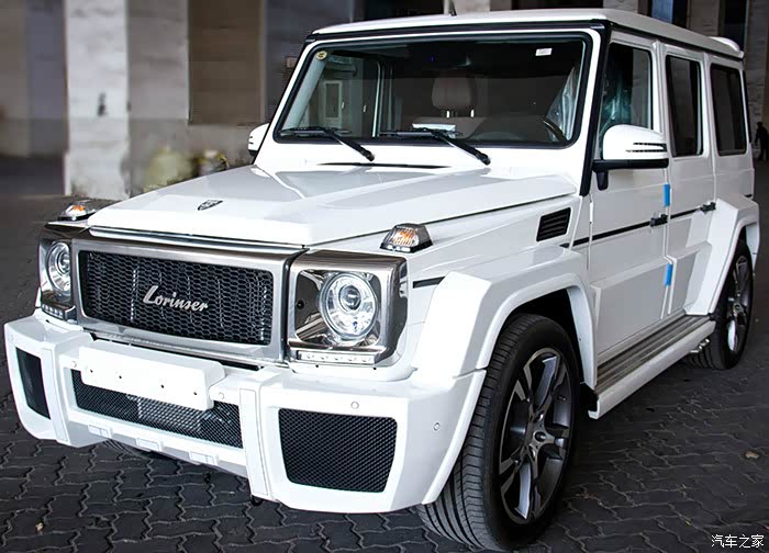 上点基于奔驰g500定制的白色lorinserg60l图给大家看看