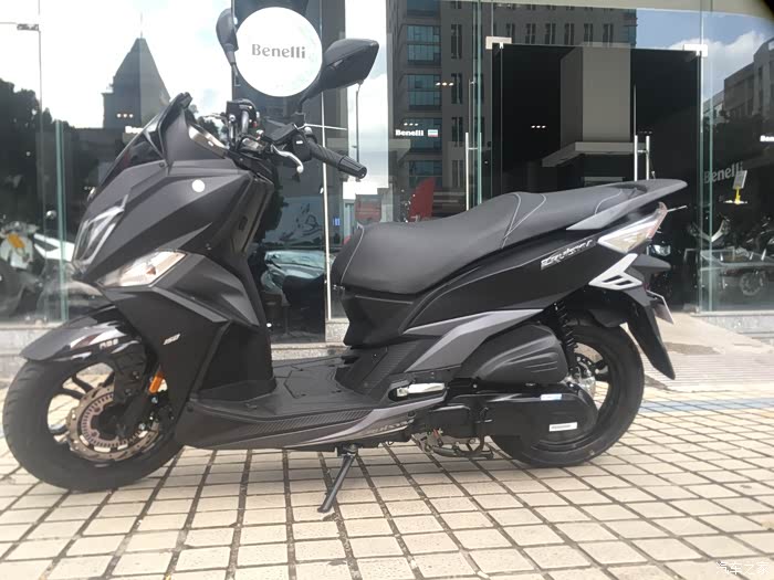 2020款巡弋150提车改传动保养作业