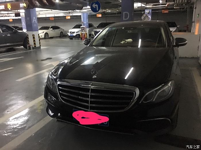 奔馳e200l黑棕提車